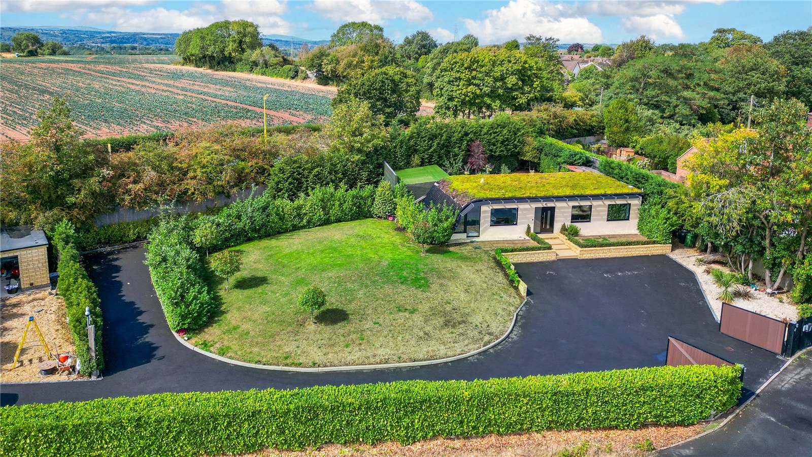Parkland View, The Avenue